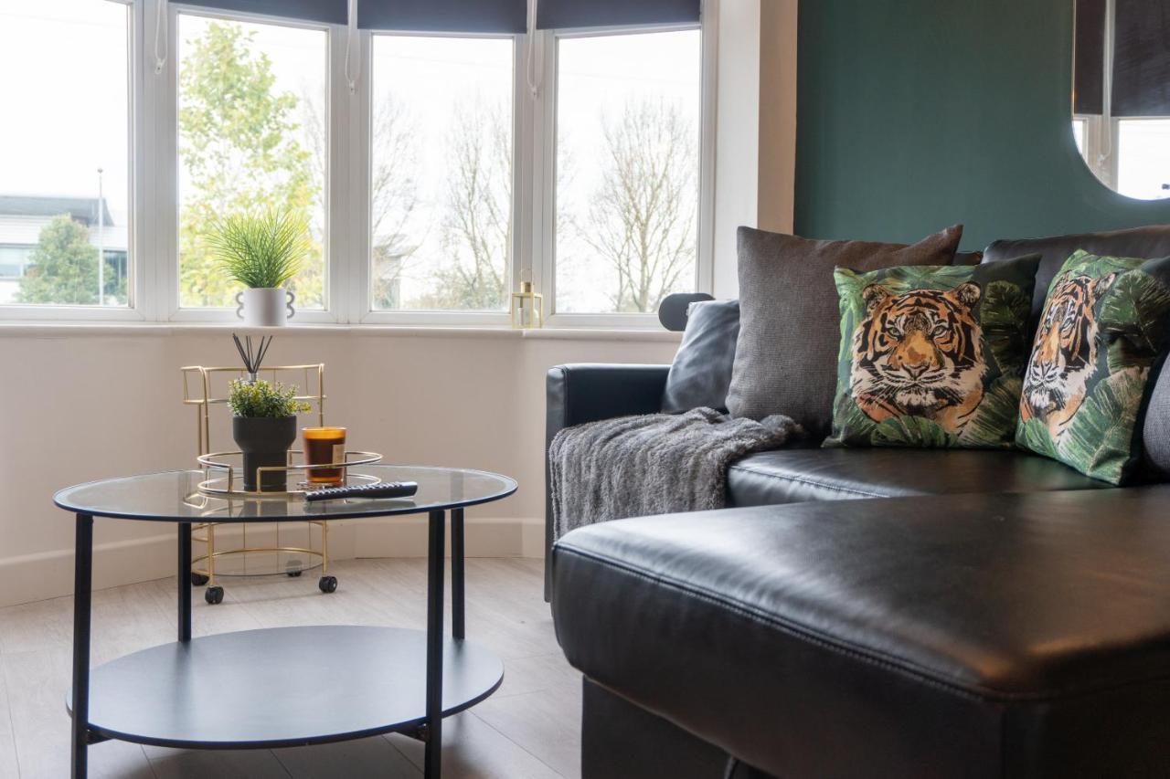 Sheldon House 3 Bed Cosy Home Nr Jlr & Nec Exterior foto
