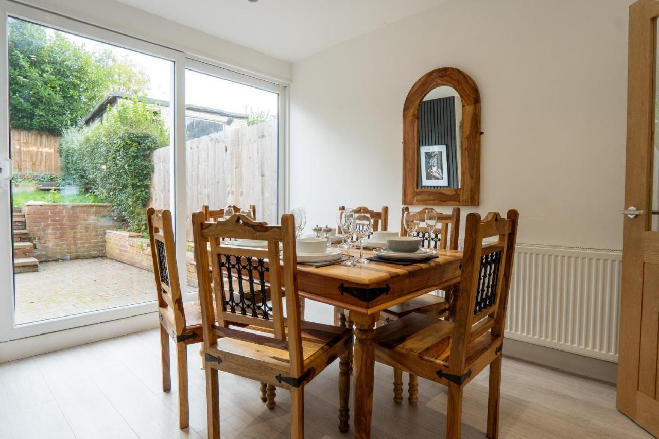 Sheldon House 3 Bed Cosy Home Nr Jlr & Nec Exterior foto